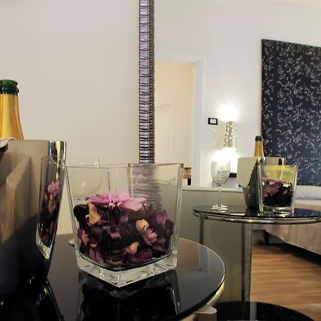 Apartment Purple Vatican