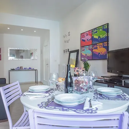Apartment Purple Vatican